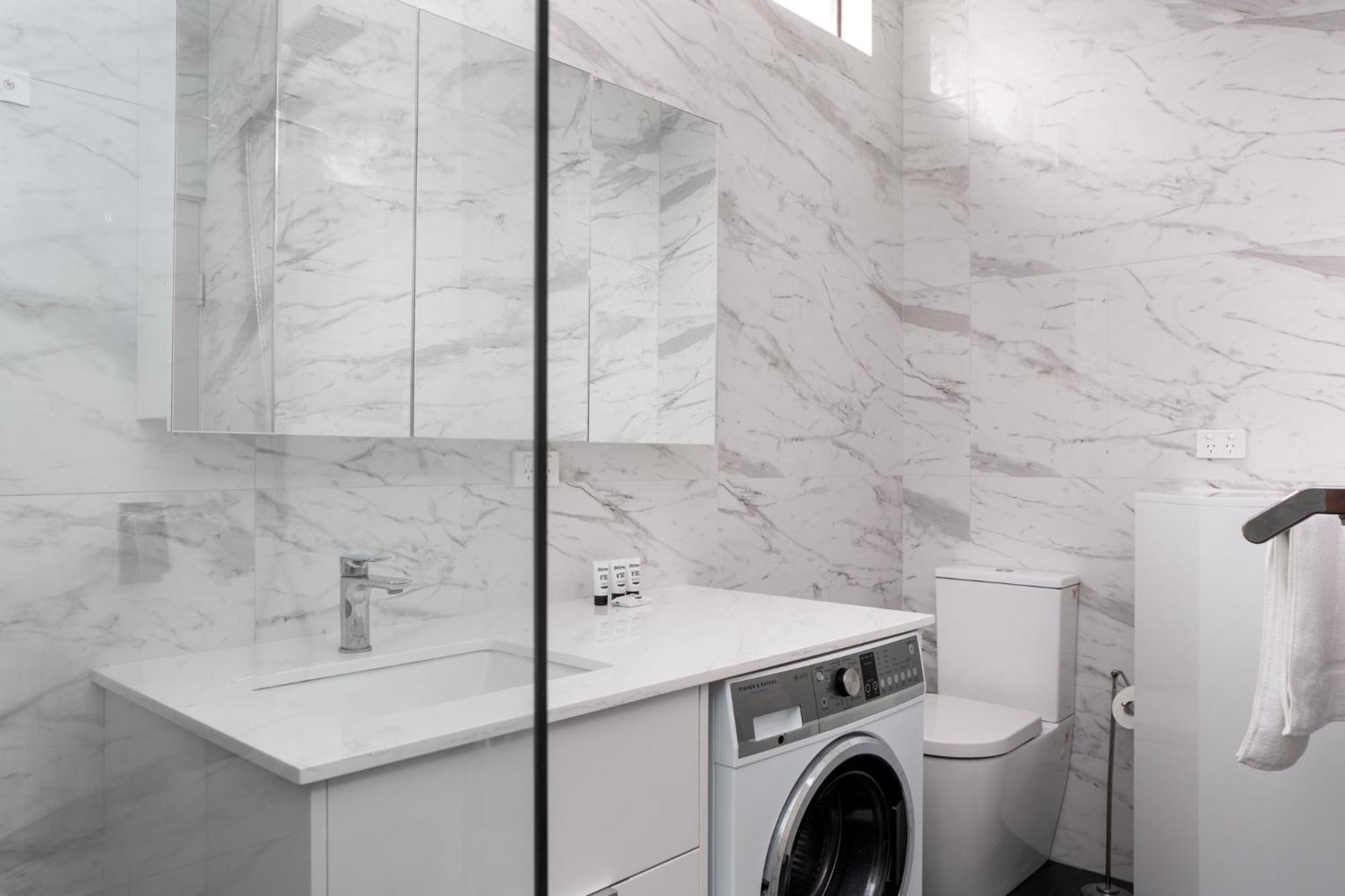 Spacious 3-Bed Townhouse In Stylish Balmain 시드니 외부 사진